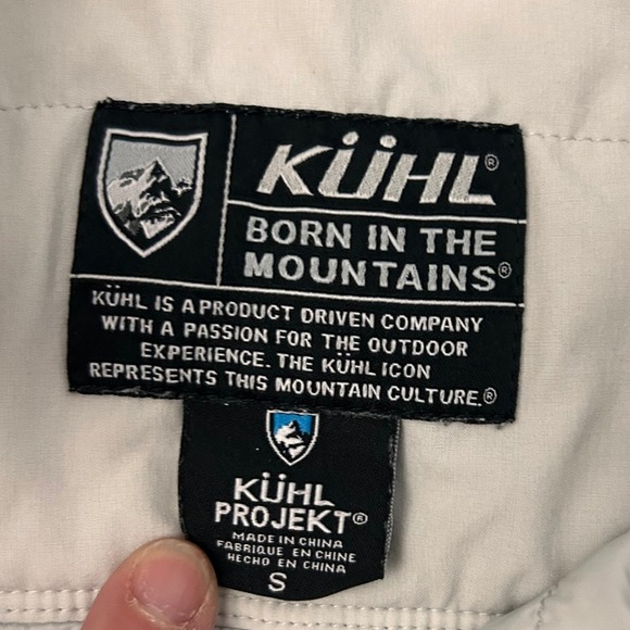 KUHL Outdoor Women's Small Gray Lightweight Quilted‎ Puffer Vest Zip Up Pockets - Picture 4 of 8